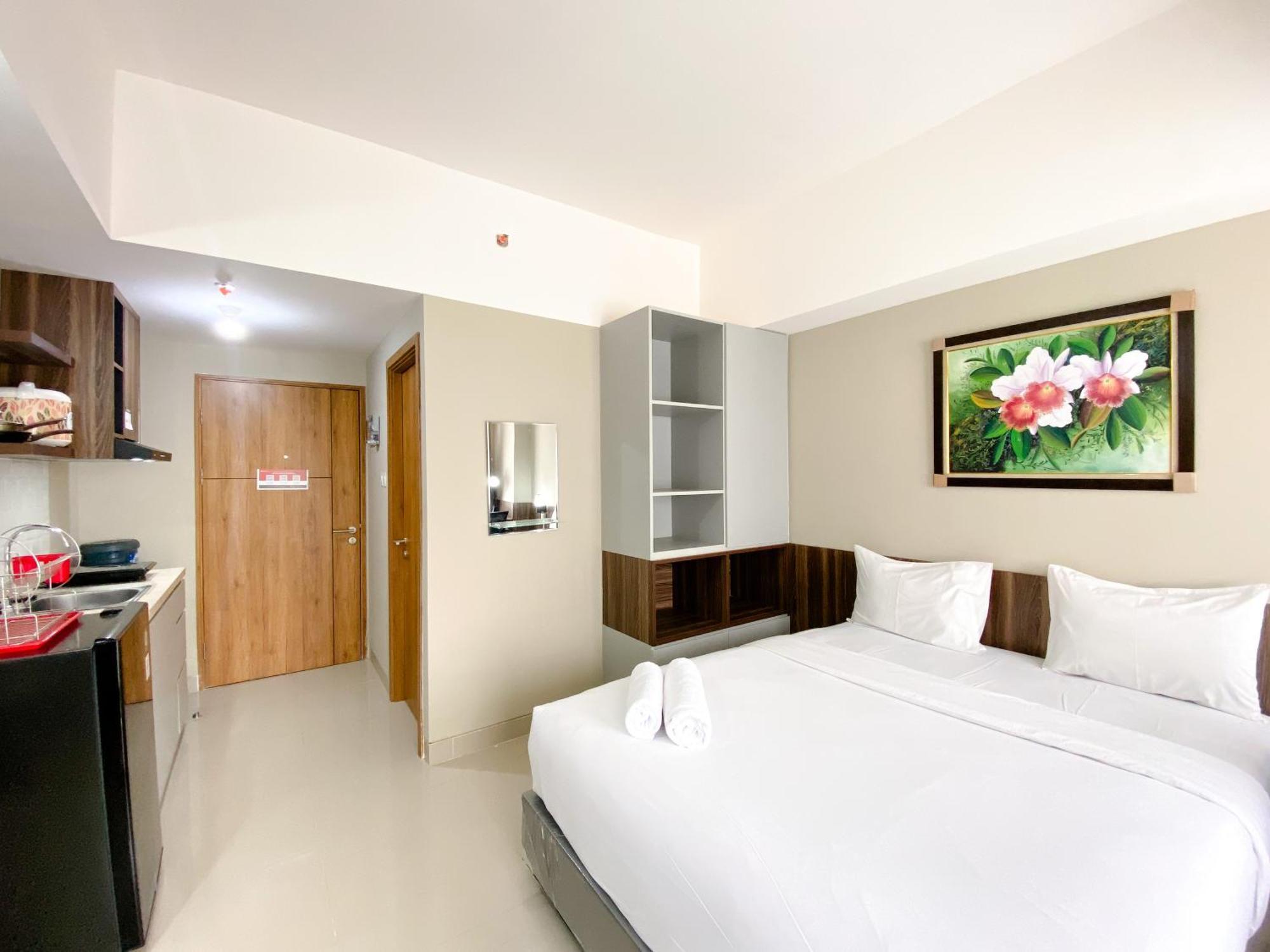 Apartemen Cozy At Gateway Park Lrt By Travelio